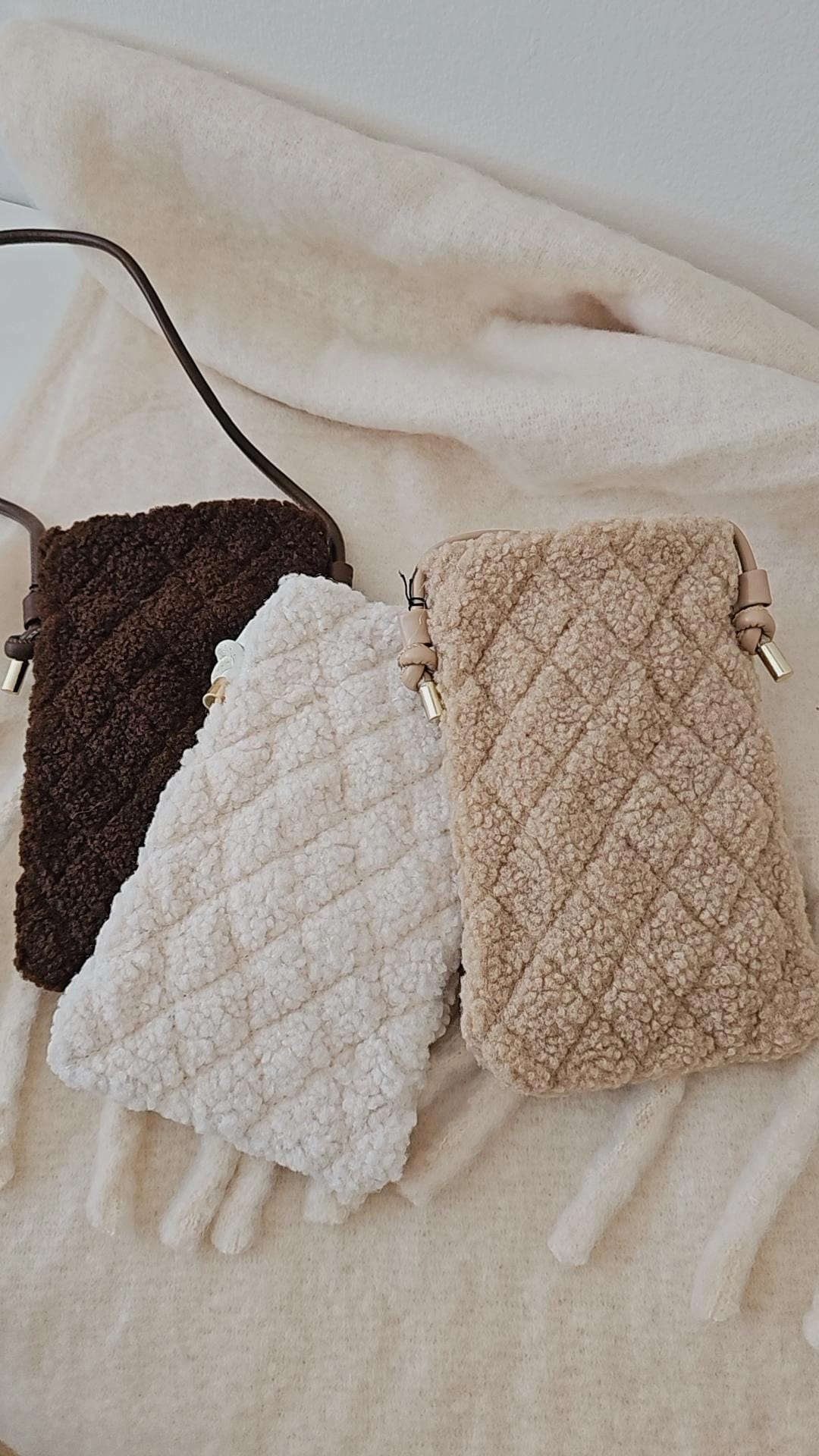 Telefoontas teddy
